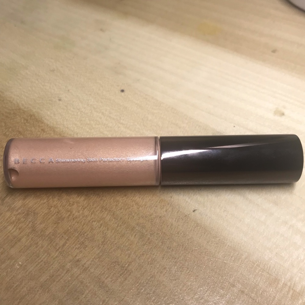 BECCA liquid highlighter